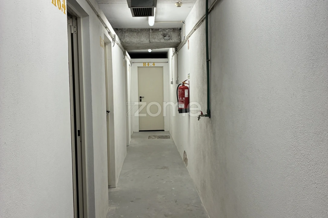 Apartamento T3 para Arrendamento em Cedofeita, Santo Ildefonso, Sé, Miragaia, São Nicolau e Vitória Foto 25