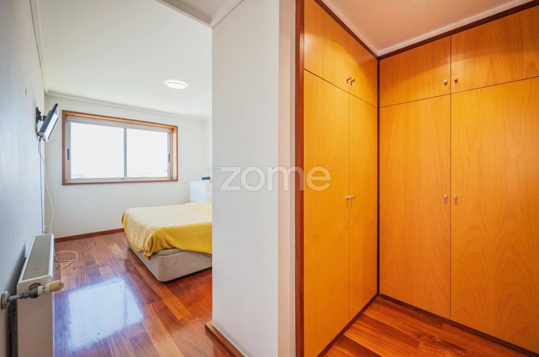 Apartamento T3 para Arrendamento em Cedofeita, Santo Ildefonso, Sé, Miragaia, São Nicolau e Vitória Foto 17