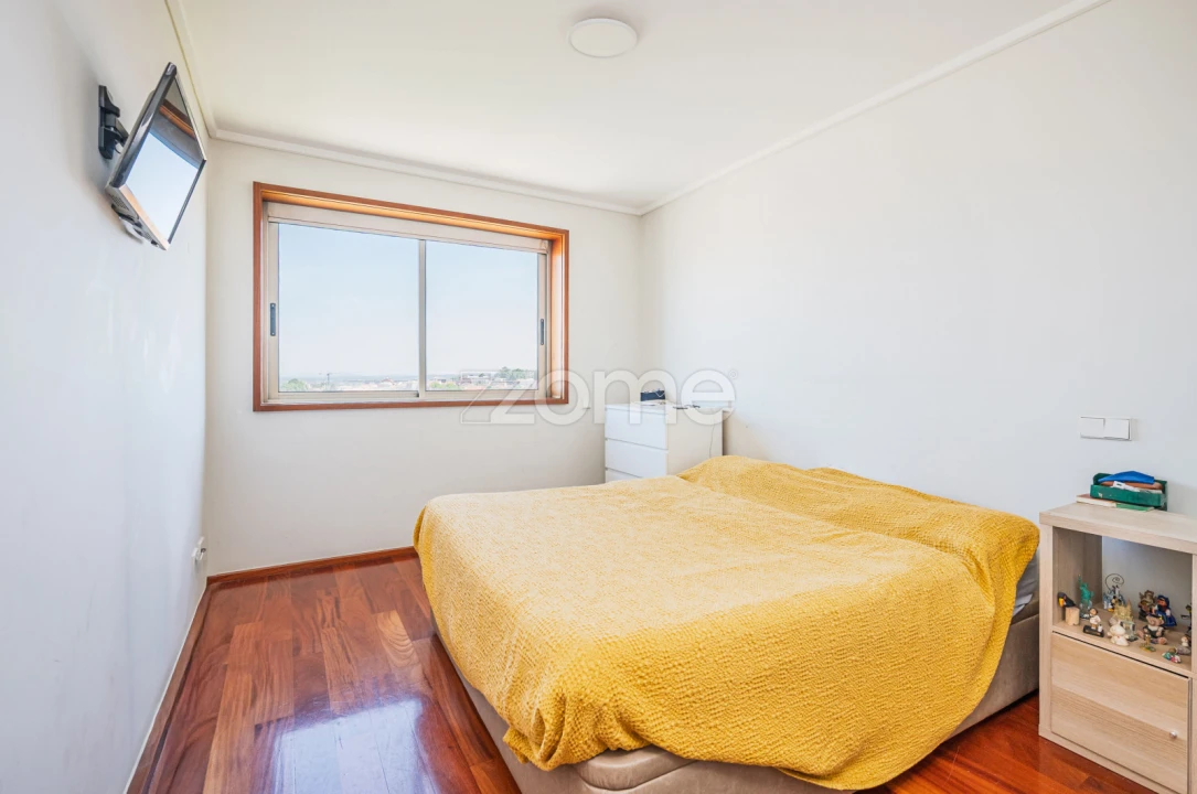 Apartamento T3 para Arrendamento em Cedofeita, Santo Ildefonso, Sé, Miragaia, São Nicolau e Vitória Foto 18