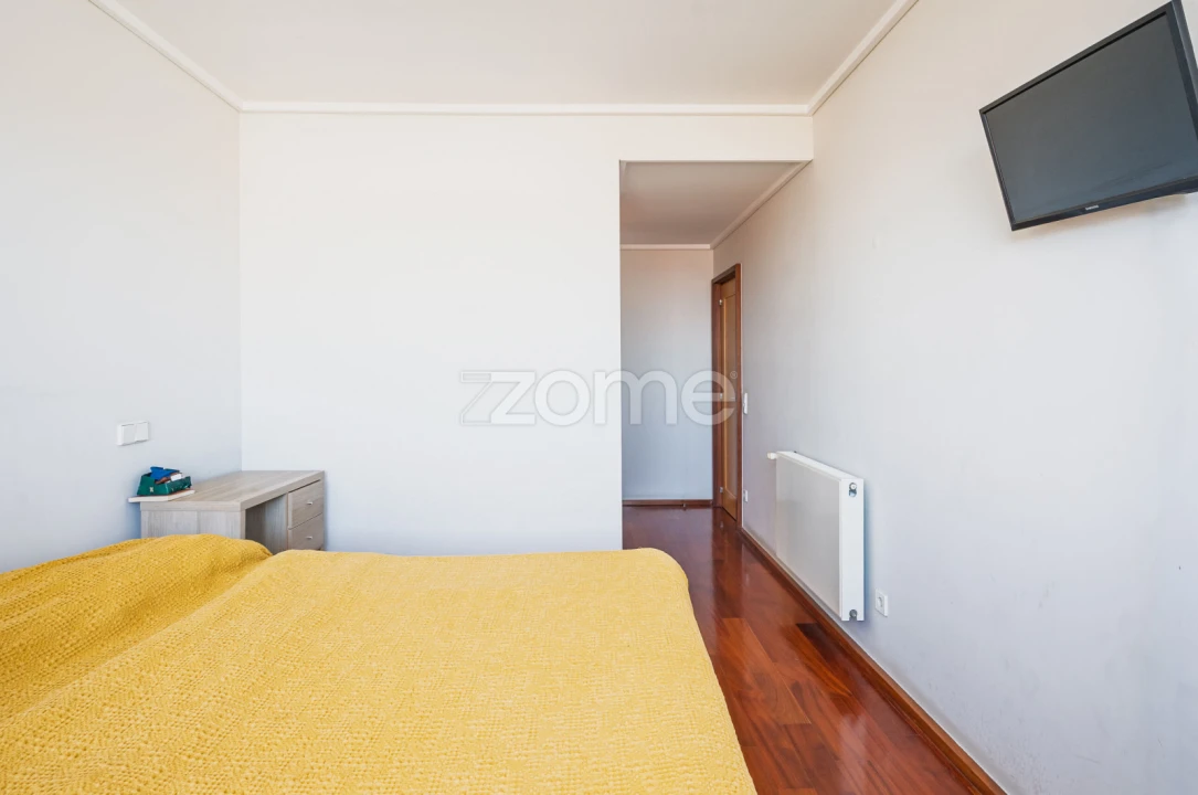 Apartamento T3 para Arrendamento em Cedofeita, Santo Ildefonso, Sé, Miragaia, São Nicolau e Vitória Foto 19