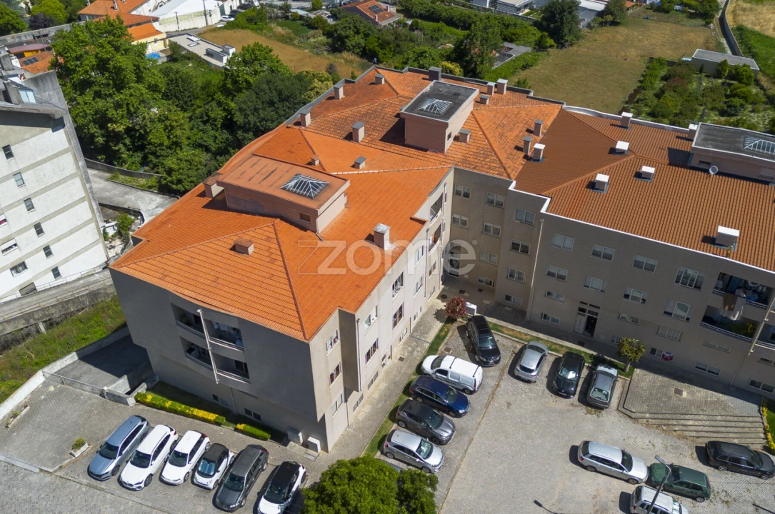 Apartamento T2 para Venda em Oliveira do Douro Foto 26
