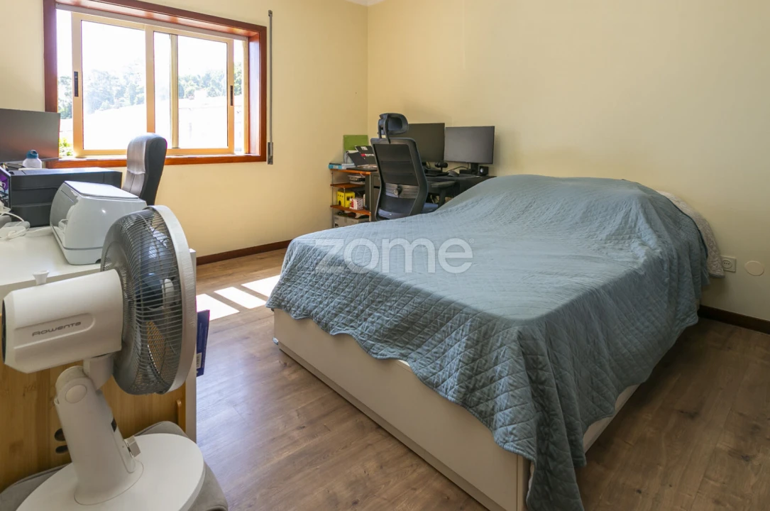 Apartamento T2 para Venda em Oliveira do Douro Foto 21