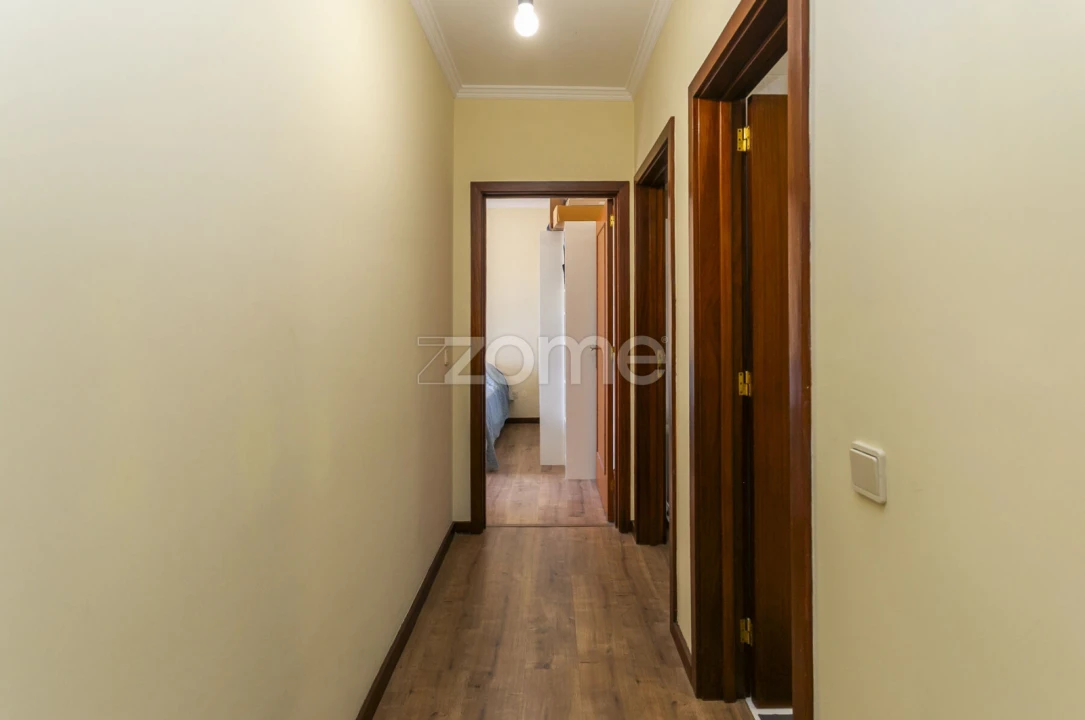 Apartamento T2 para Venda em Oliveira do Douro Foto 10