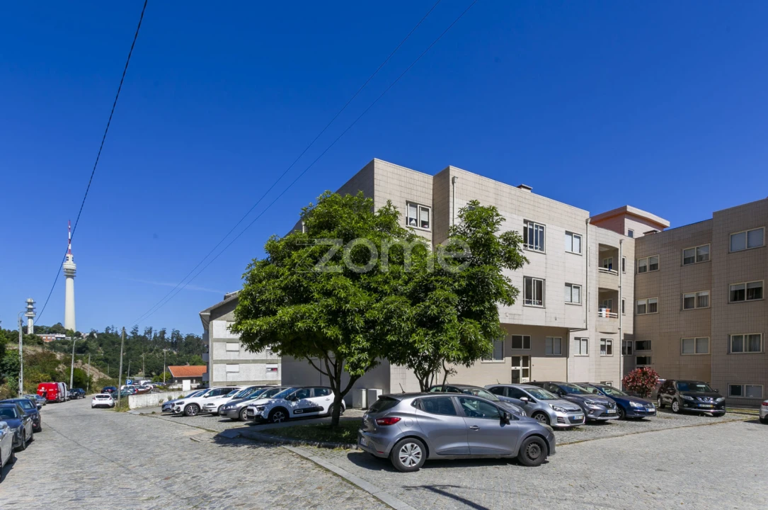 Apartamento T2 para Venda em Oliveira do Douro Foto 2