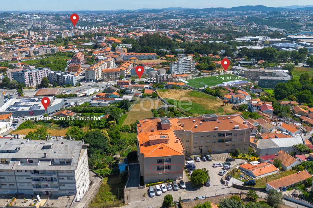 Apartamento T2 para Venda em Oliveira do Douro Foto 22