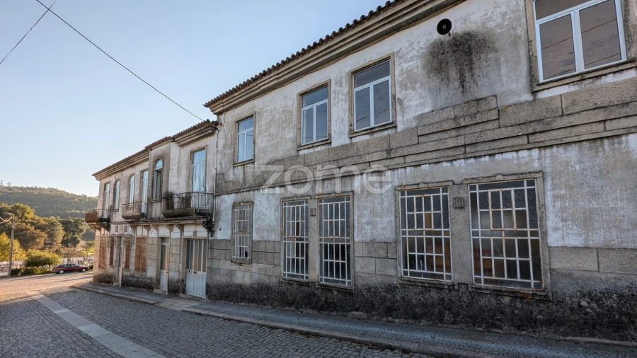 Moradia T3 para Venda em Escariz