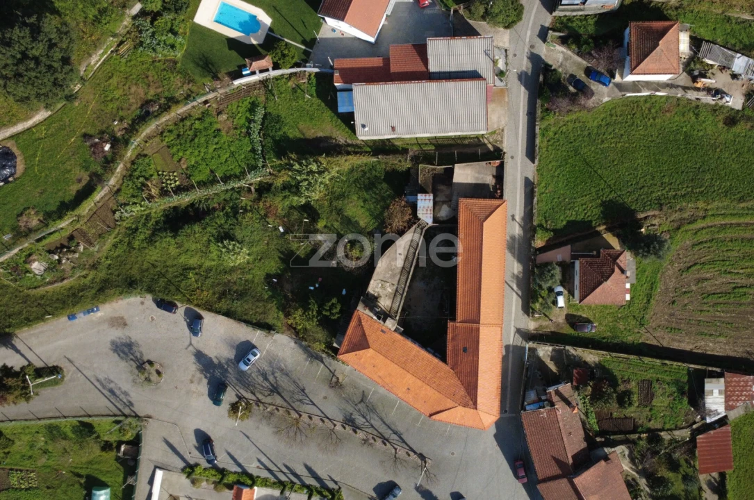 Moradia T3 para Venda em Escariz Foto 3