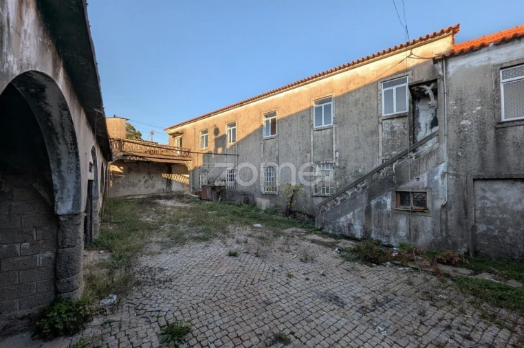 Moradia T3 para Venda em Escariz Foto 24