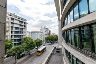 Apartamento T1 para Arrendamento em Avenidas Novas