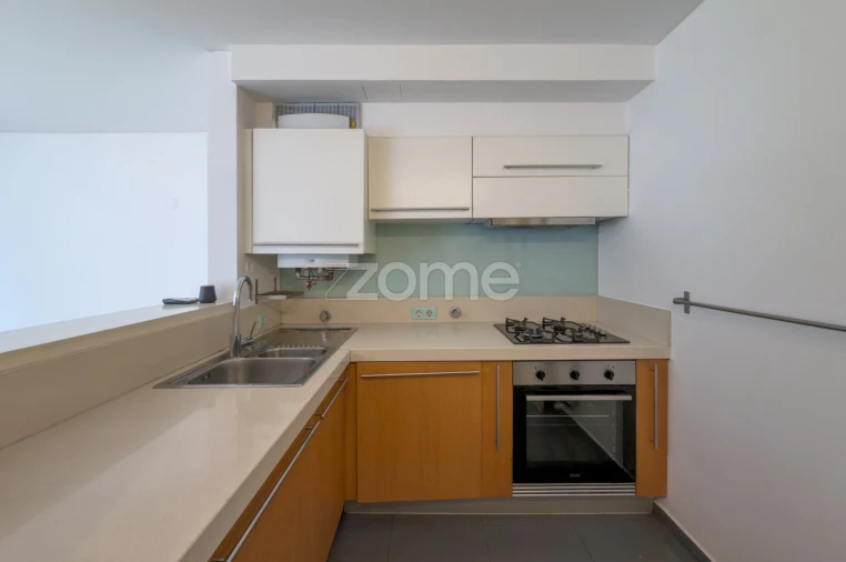 Apartamento T1 para Arrendamento em Avenidas Novas Foto 8
