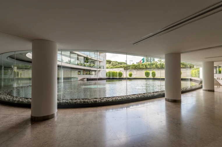 Apartamento T1 para Arrendamento em Avenidas Novas Foto 30