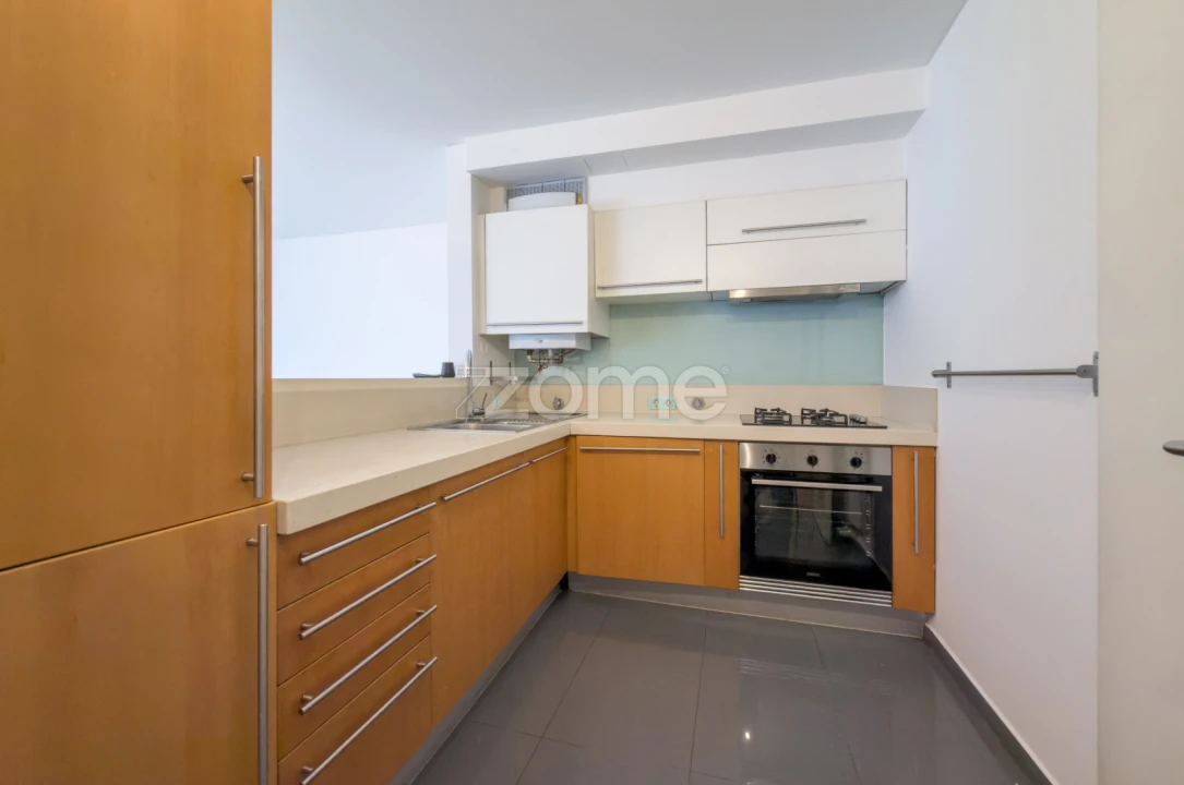 Apartamento T1 para Arrendamento em Avenidas Novas Foto 7