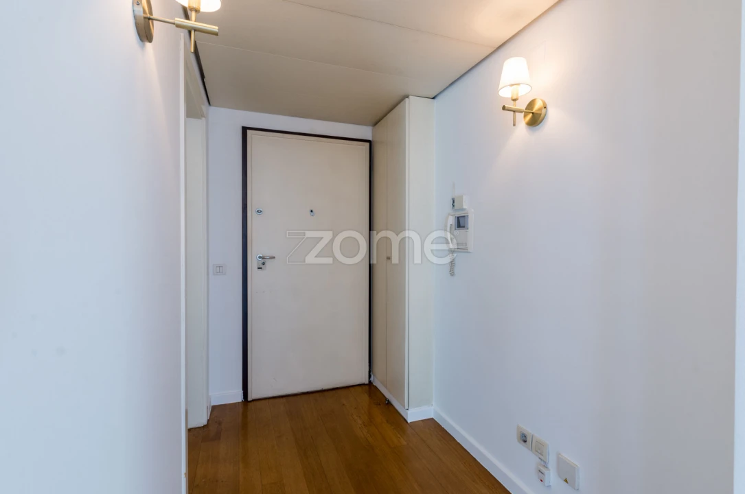 Apartamento T1 para Arrendamento em Avenidas Novas Foto 27