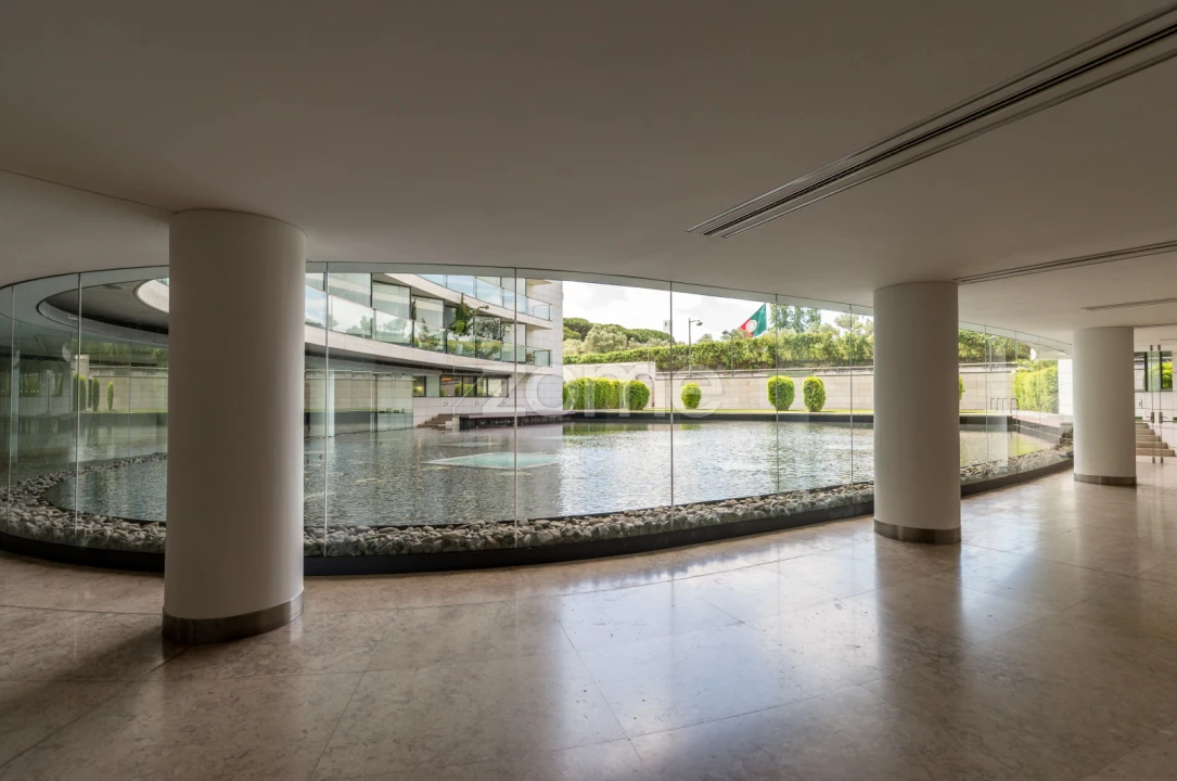 Apartamento T1 para Arrendamento em Avenidas Novas Foto 30