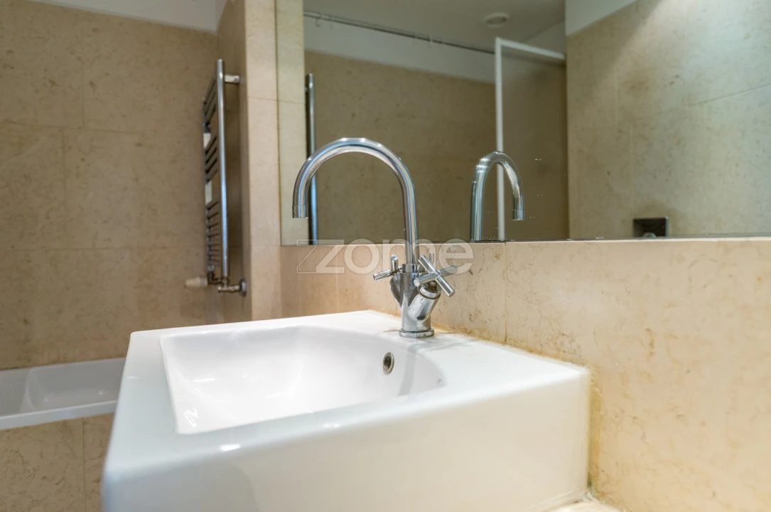 Apartamento T1 para Arrendamento em Avenidas Novas Foto 15