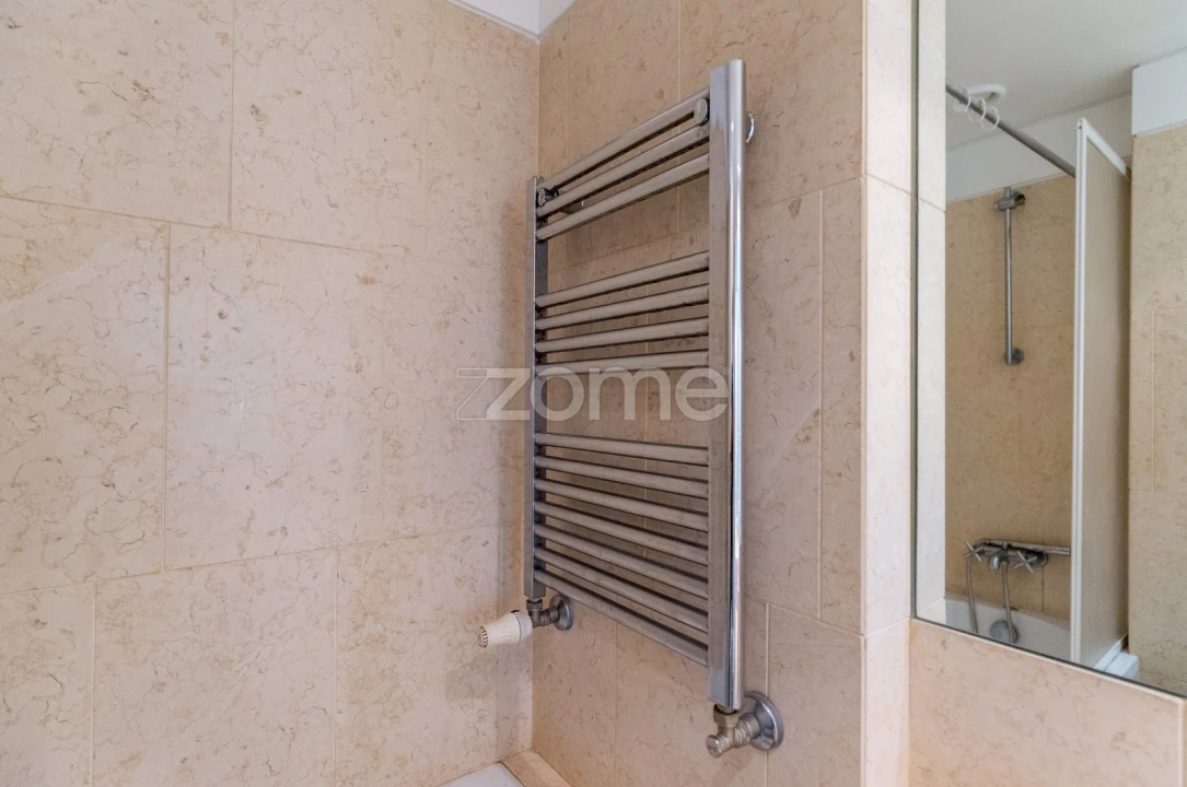 Apartamento T1 para Arrendamento em Avenidas Novas Foto 16