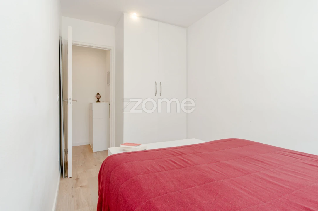 Apartamento T2 para Venda em São Domingos de Benfica Foto 16