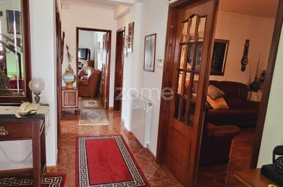Moradia T4 para Venda em Vila Nova da Barquinha