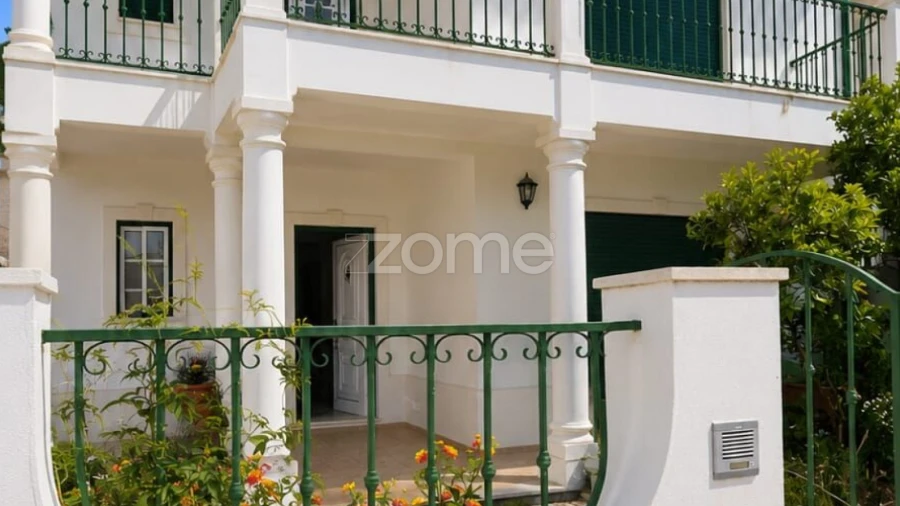 Moradia T4 para Venda em Vila Nova da Barquinha