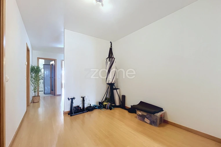 Apartamento T2 para Venda em São Pedro Foto 24