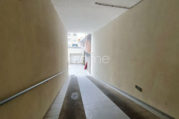 Apartamento T2 para Venda em São Pedro Foto 33