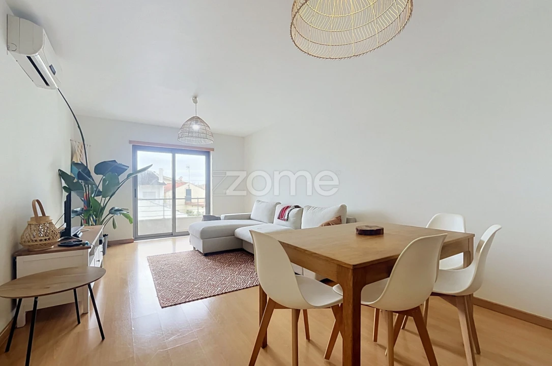 Apartamento T2 para Venda em São Pedro Foto 2