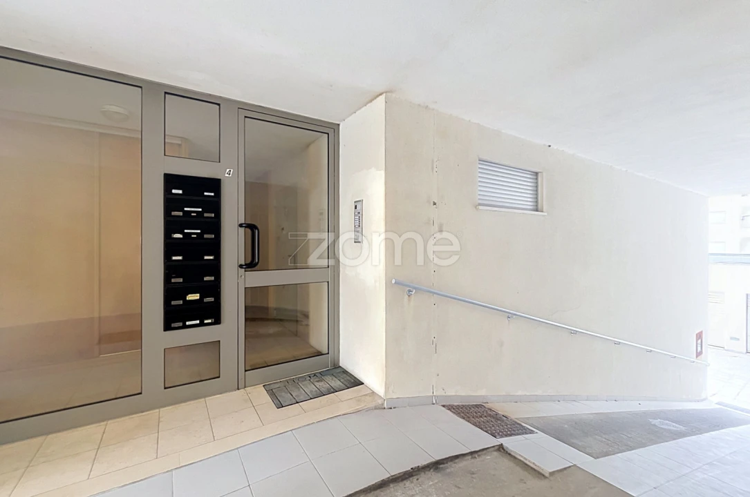 Apartamento T2 para Venda em São Pedro Foto 32