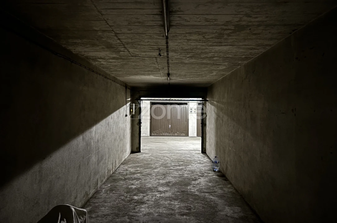 Garagem para Venda em Buarcos Foto 5