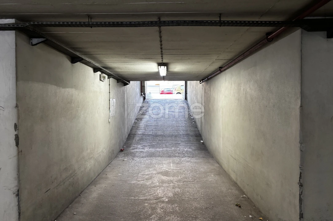 Garagem para Venda em Buarcos Foto 14