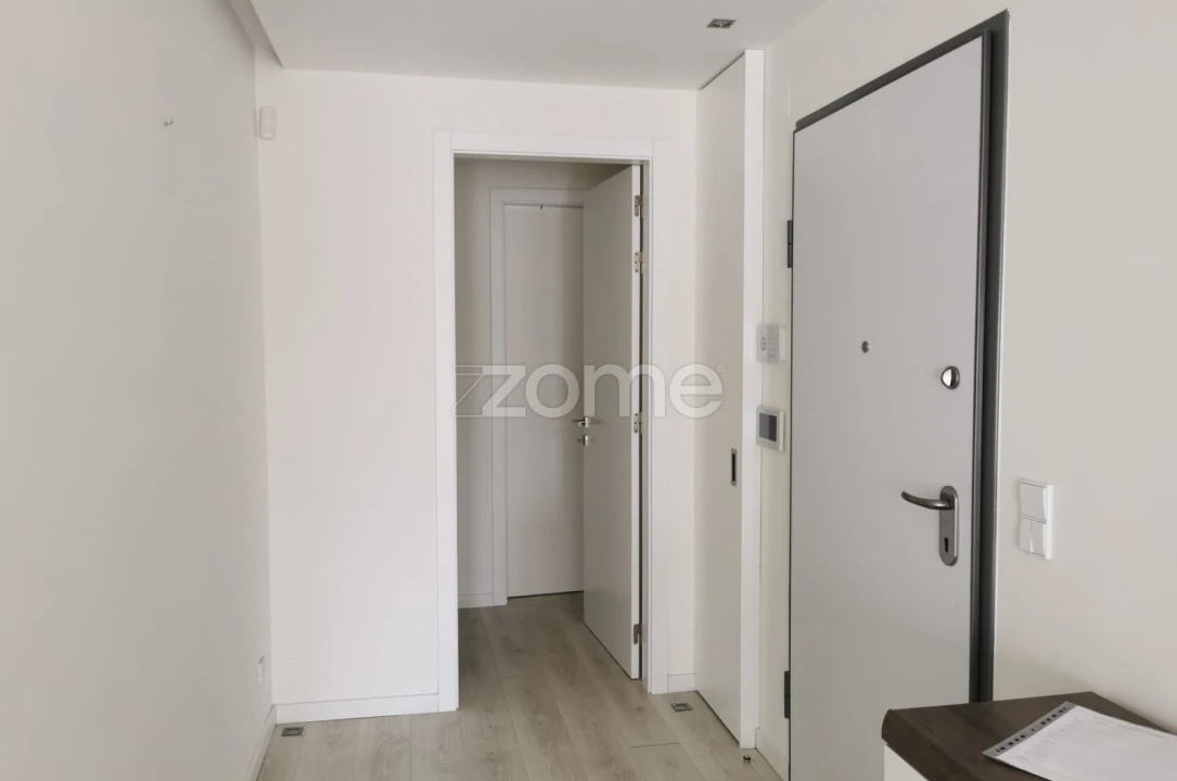 Apartamento T2 para Venda em Águas Livres Foto 4