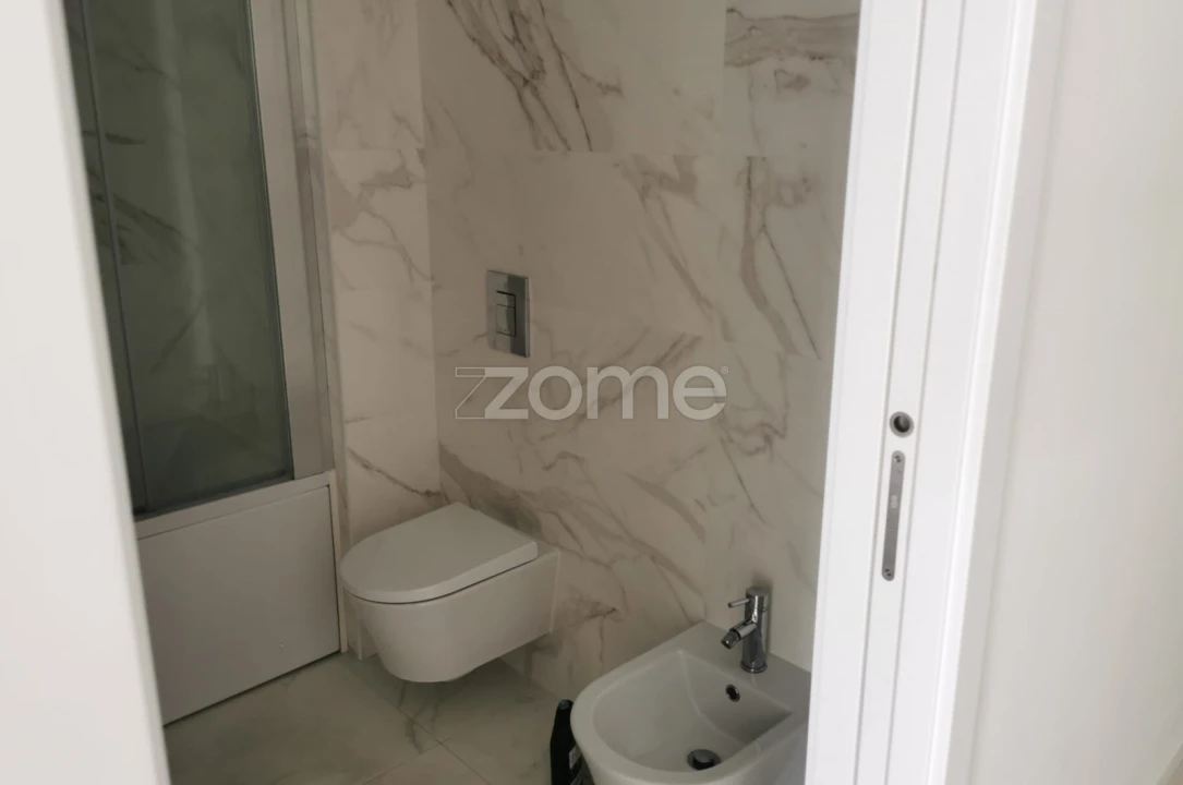 Apartamento T2 para Venda em Águas Livres Foto 16
