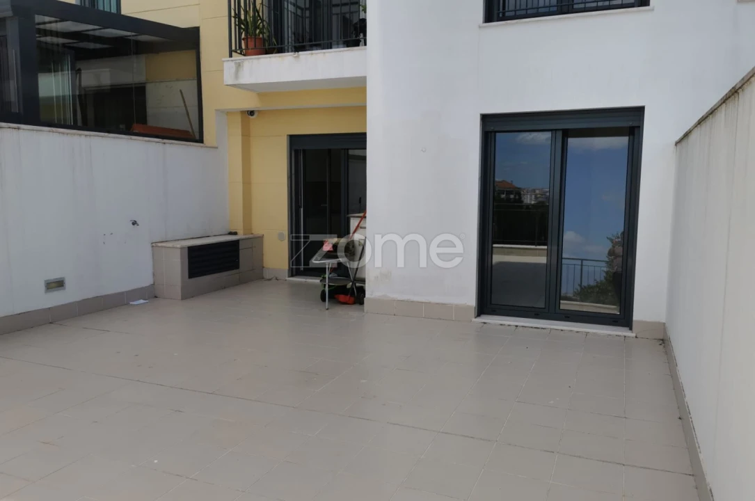 Apartamento T2 para Venda em Águas Livres Foto 7