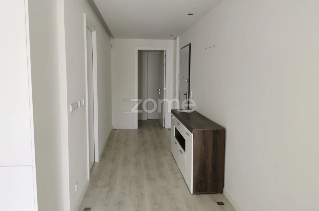 Apartamento T2 para Venda em Águas Livres Foto 5
