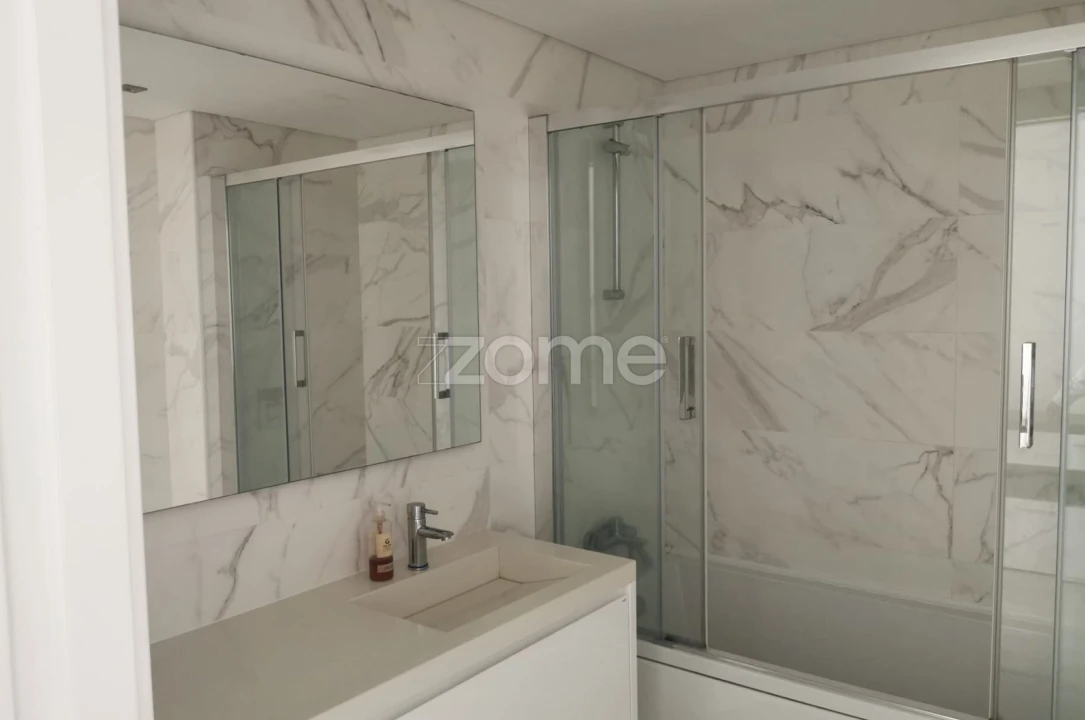 Apartamento T2 para Venda em Águas Livres Foto 14