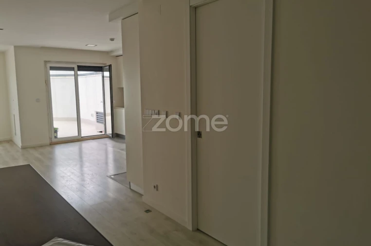 Apartamento T2 para Venda em Águas Livres Foto 8