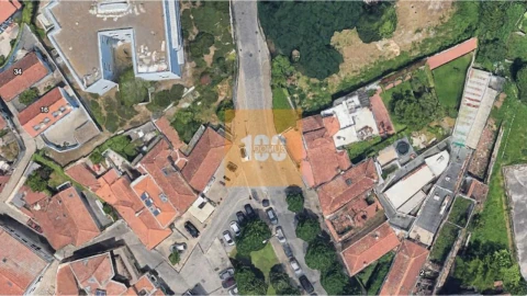 Moradia T3 para Venda em Lordelo do Ouro e Massarelos
