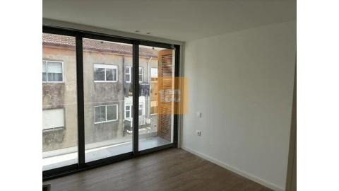 Apartamento T2 para Venda em Cedofeita, Santo Ildefonso, Sé, Miragaia, São Nicolau e Vitória