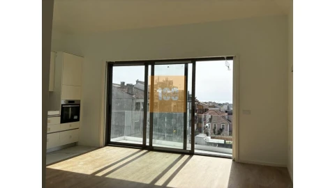 Apartamento T2 para Venda em Cedofeita, Santo Ildefonso, Sé, Miragaia, São Nicolau e Vitória