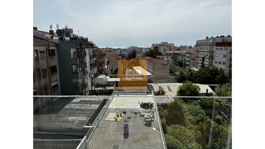 Apartamento T2 para Venda em Cedofeita, Santo Ildefonso, Sé, Miragaia, São Nicolau e Vitória Foto 2