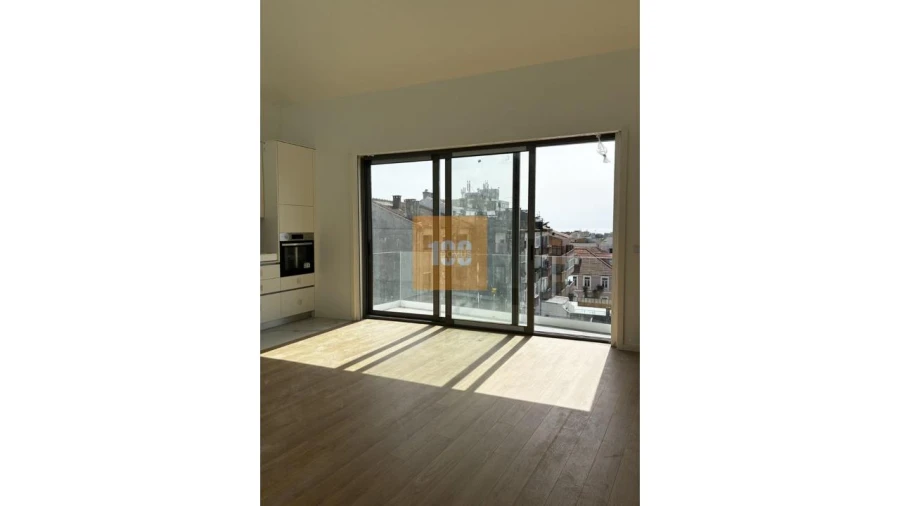 Apartamento T2 para Venda em Cedofeita, Santo Ildefonso, Sé, Miragaia, São Nicolau e Vitória Foto 8