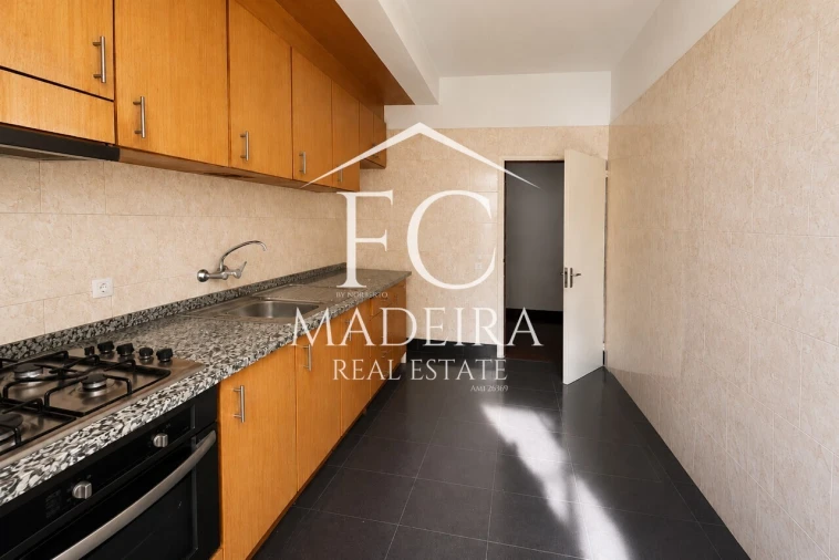 Apartamento T2 para Venda em Funchal (Santa Maria Maior)