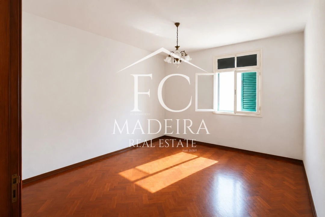 Apartamento T2 para Venda em Funchal (Santa Maria Maior) Foto 5