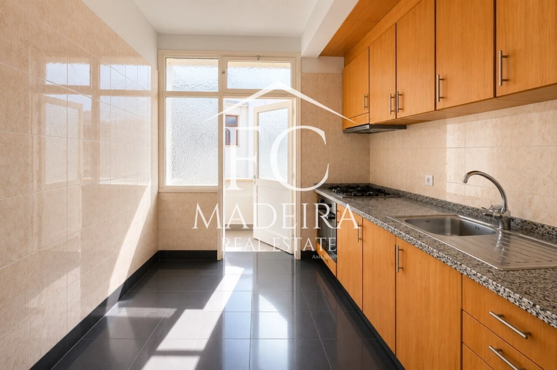 Apartamento T2 para Venda em Funchal (Santa Maria Maior) Foto 6