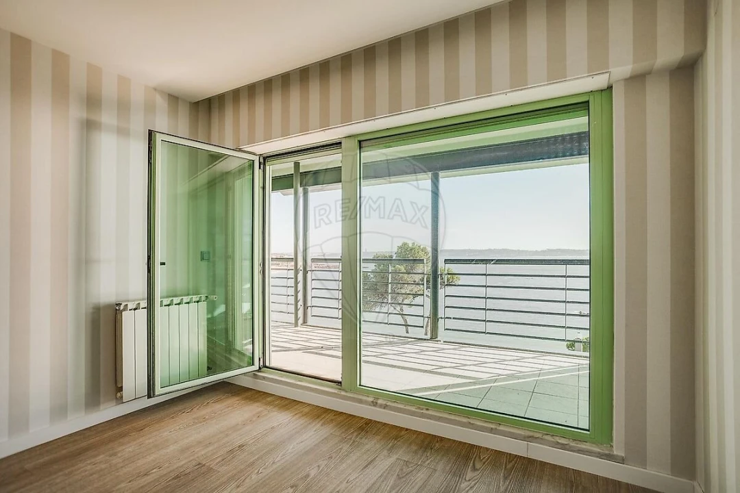 Apartamento T3 para Venda em Oeiras e São Julião da Barra, Paço de Arcos e Caxias Foto 10
