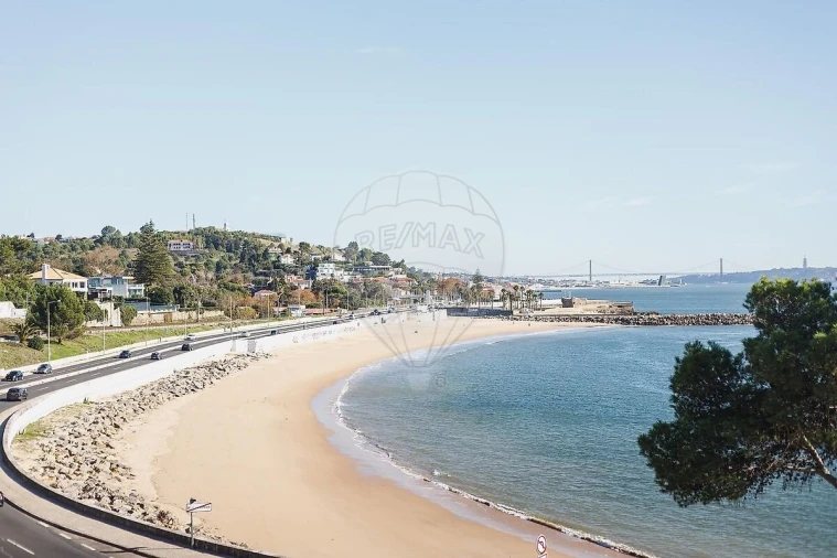 Apartamento T3 para Venda em Oeiras e São Julião da Barra, Paço de Arcos e Caxias Foto 2