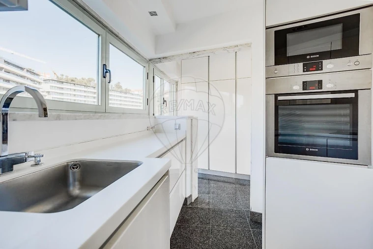 Apartamento T3 para Venda em Oeiras e São Julião da Barra, Paço de Arcos e Caxias Foto 24