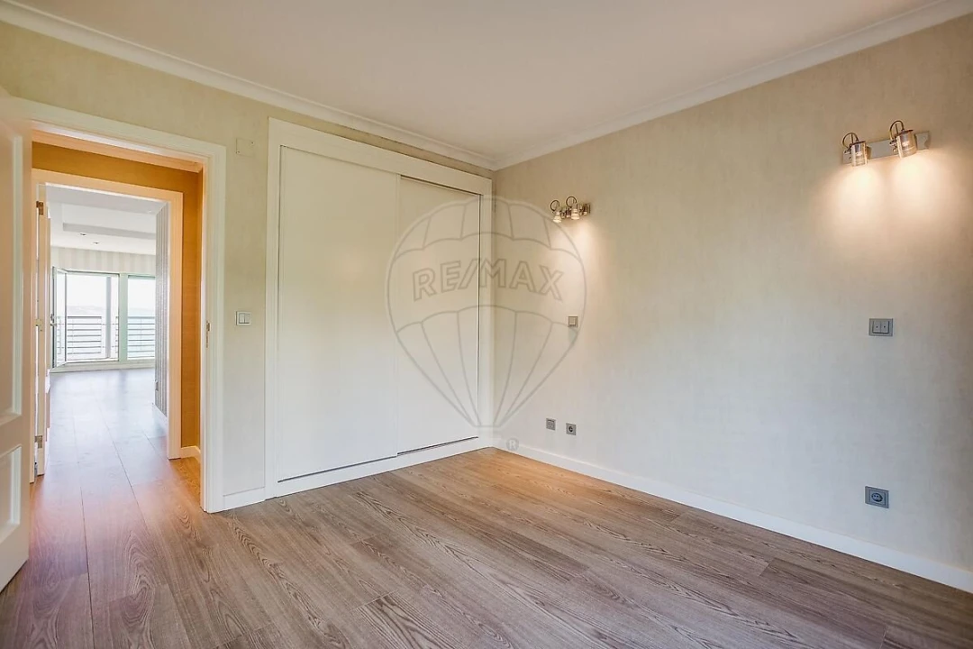 Apartamento T3 para Venda em Oeiras e São Julião da Barra, Paço de Arcos e Caxias Foto 17