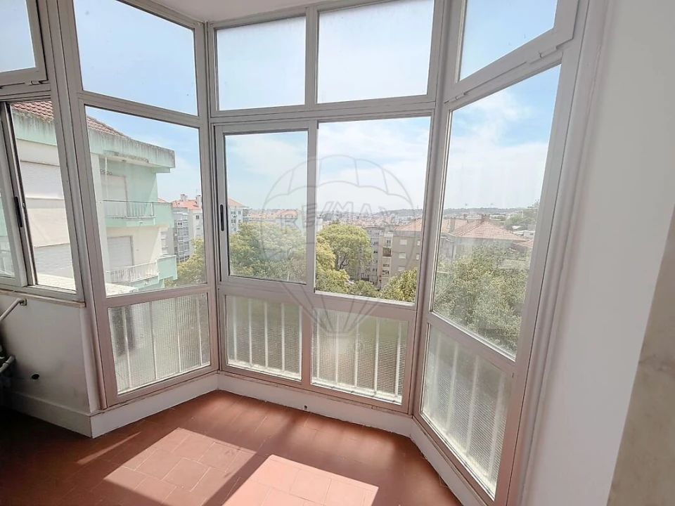 Apartamento T3 para Venda em Águas Livres Foto 14