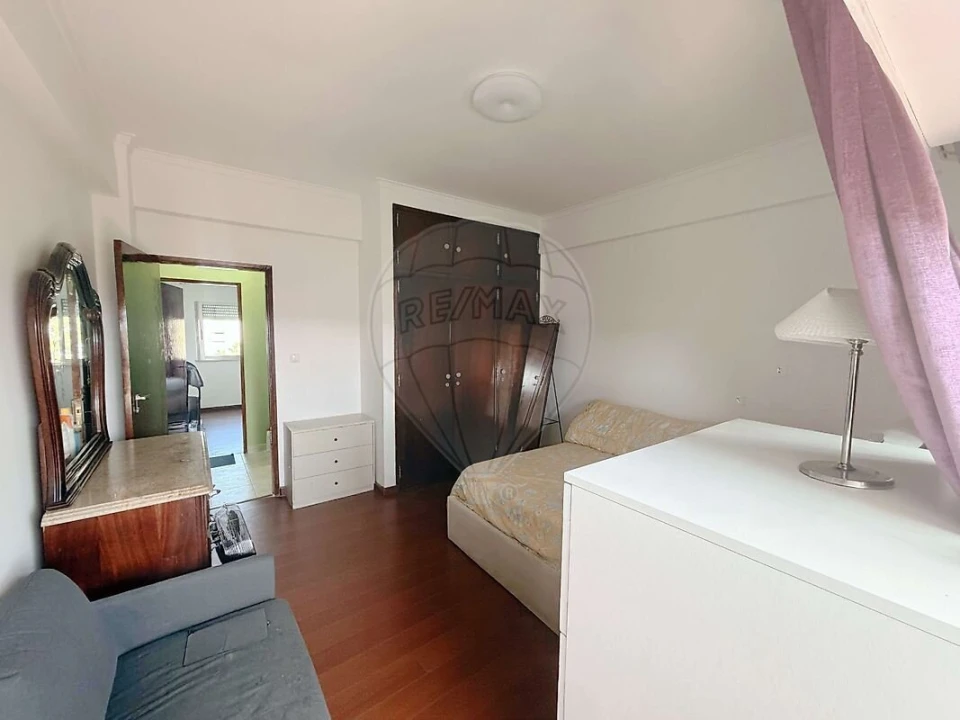 Apartamento T3 para Venda em Águas Livres Foto 8