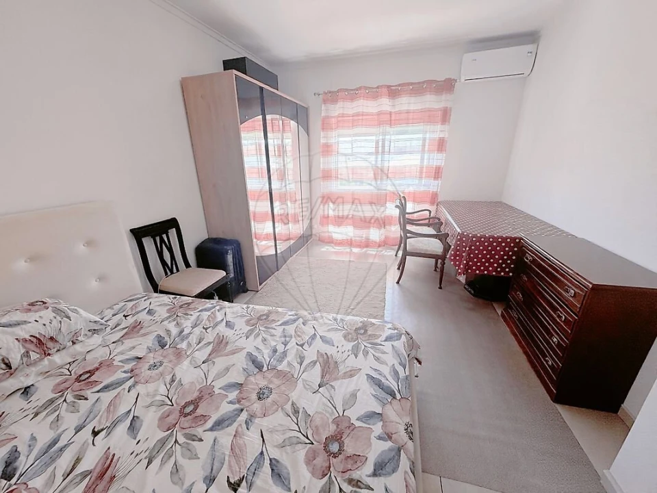 Apartamento T3 para Venda em Águas Livres Foto 6